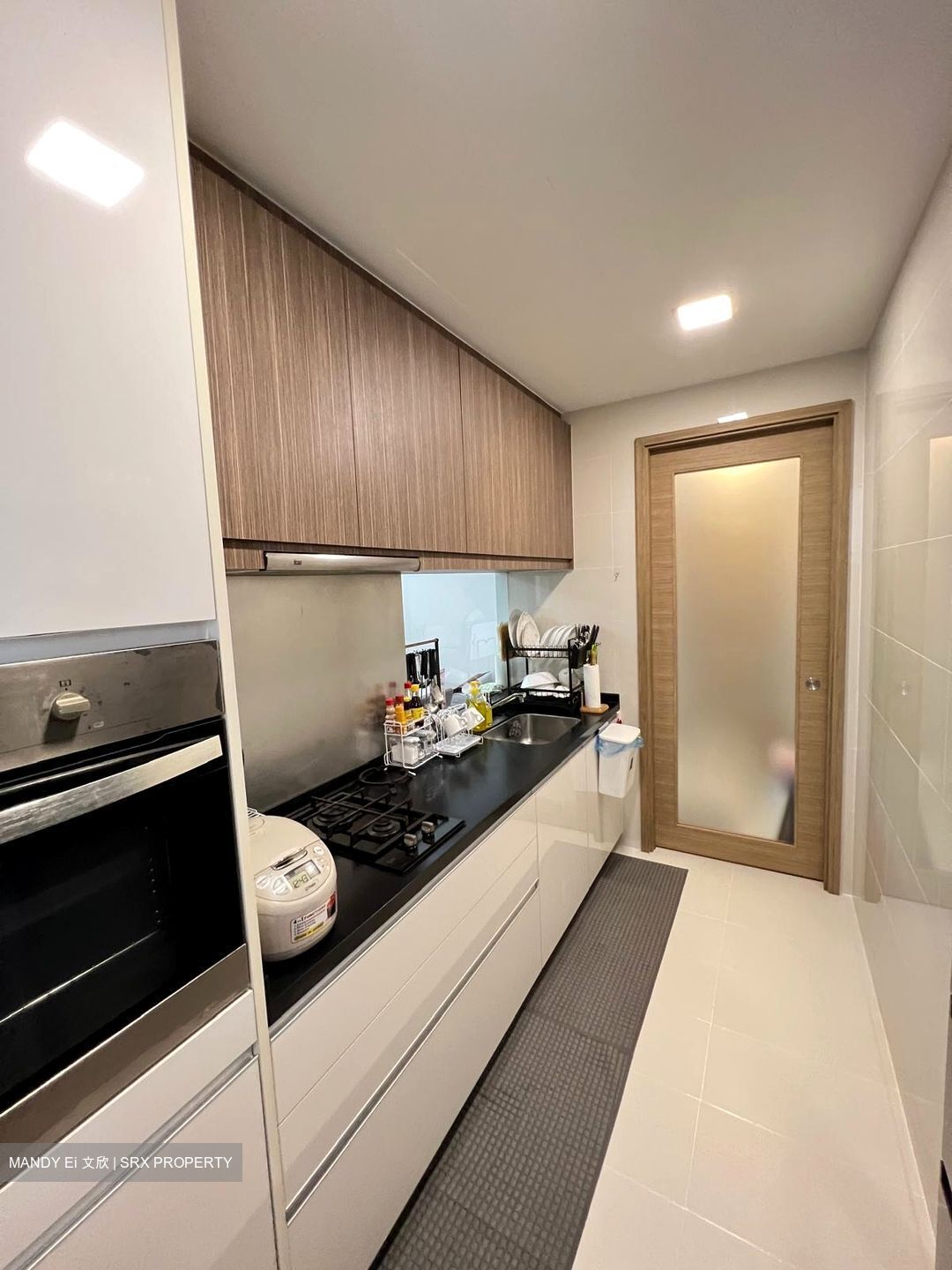 The Palette (D18), Condominium #442402041
